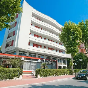 Caravelle Hotel